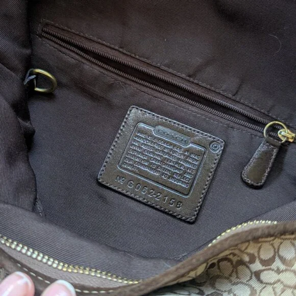 Coach Vintage Soho Signature Hobo Bag - Picture 10 of 13